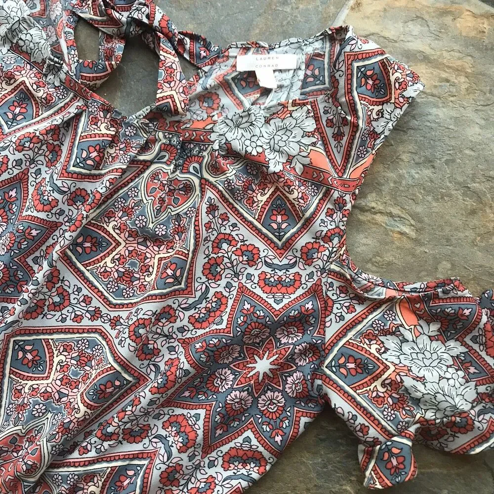 Lauren Conrad Sz XL Dress Cold Shoulder Mandala Floral Boho Ruffle Romantic READ - Picture 3 of 8